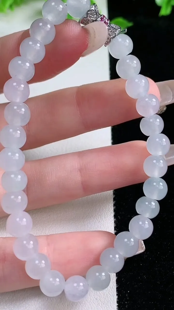 天然A货翡翠种白冰圆珠手串，尺寸6.7-29颗，重量:15.76g1月20日
工厂直销收藏佳品,种好