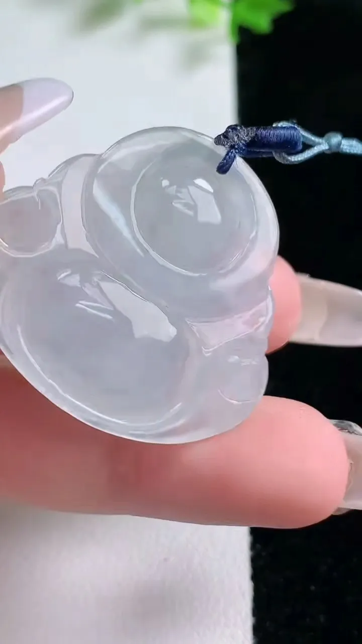 天然A货翡翠佛公吊坠，尺寸31-33.4-6.3，重量:9.88g
1月20日