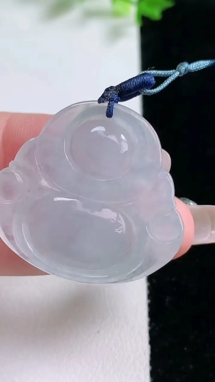 天然A货翡翠佛公吊坠，尺寸31-33.4-6.3，重量:9.88g
1月20日