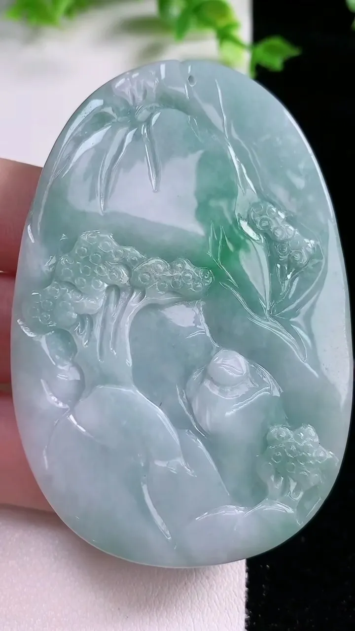 天然A货翡翠山水牌吊坠，尺寸69.5-47.2-11.5，重:81.20g
1月20日