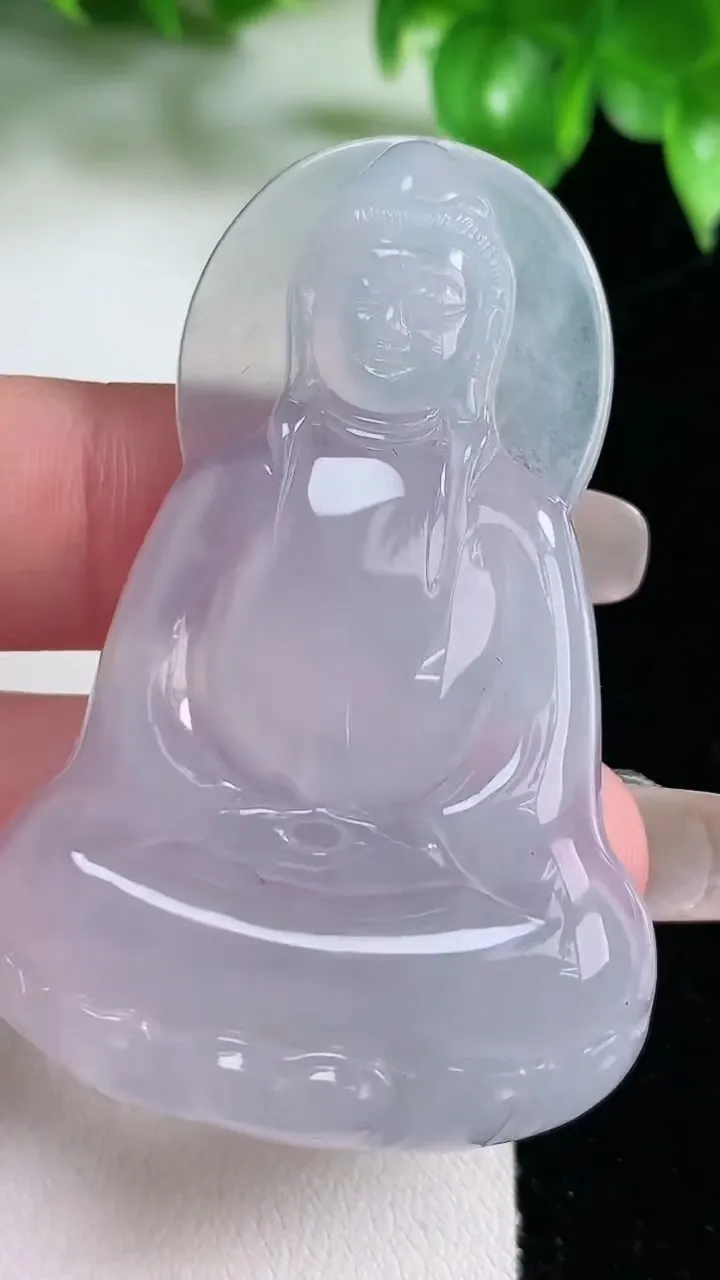 天然A货翡翠种紫罗兰观音菩萨吊坠，尺寸55-36.3-5.9，重量:19.59g
1月21日