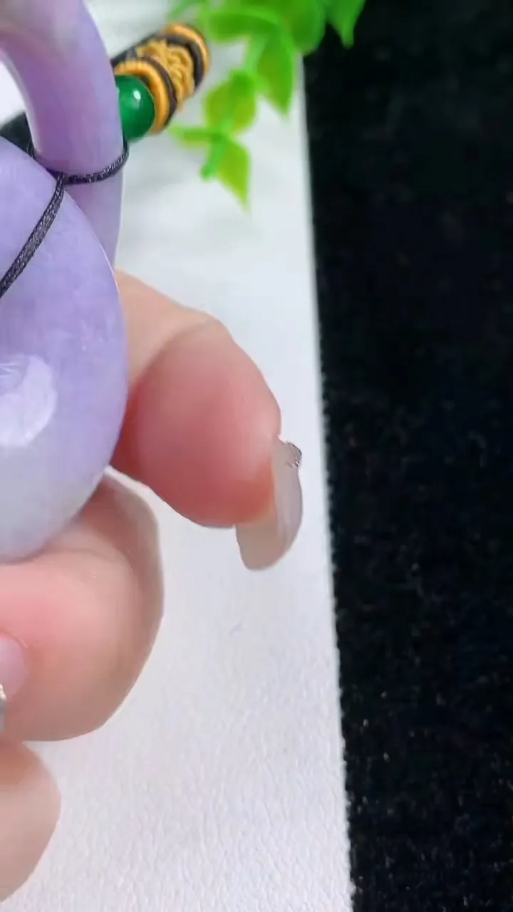 天然A货翡翠紫罗兰母子平安扣吊坠，尺寸53.6-7.6/36.2-7.9
1月21日