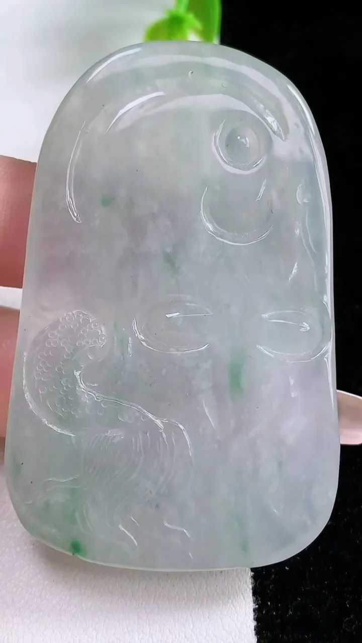 天然A货翡翠祥龙大势至观音菩萨吊坠，尺寸63.7-40-6，重:32.69g
1月21日