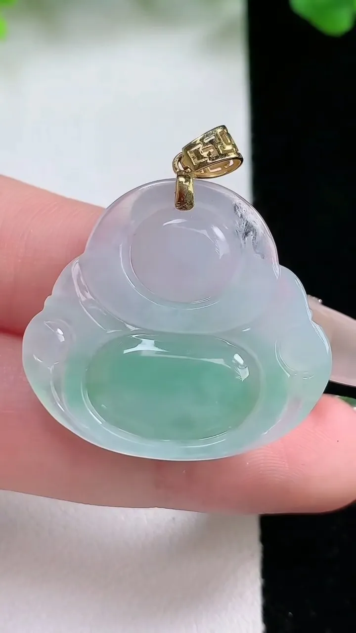 天然A货翡翠佛公吊坠，尺寸28-30.2-5.7，重量:7.50g
1月21日