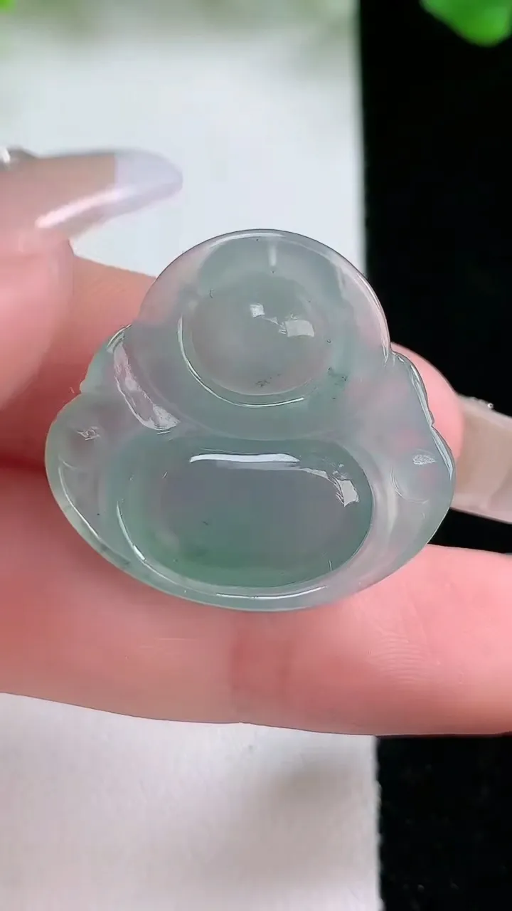 天然A货翡翠冰种飘花佛公吊坠，尺寸25.2-27-5.3，重量:5.26g
1月21日