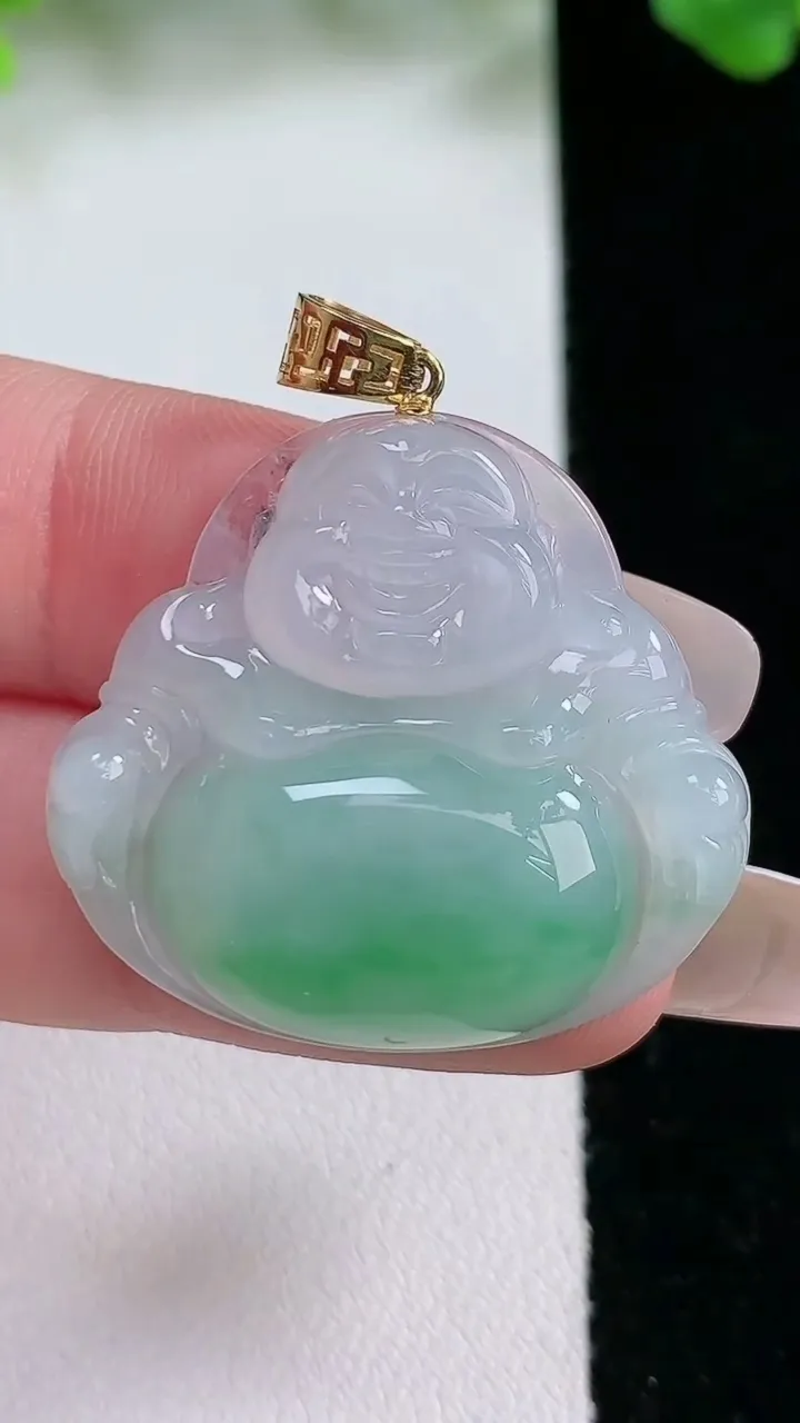 天然A货翡翠佛公吊坠，尺寸28-30.2-5.7，重量:7.50g
1月21日
