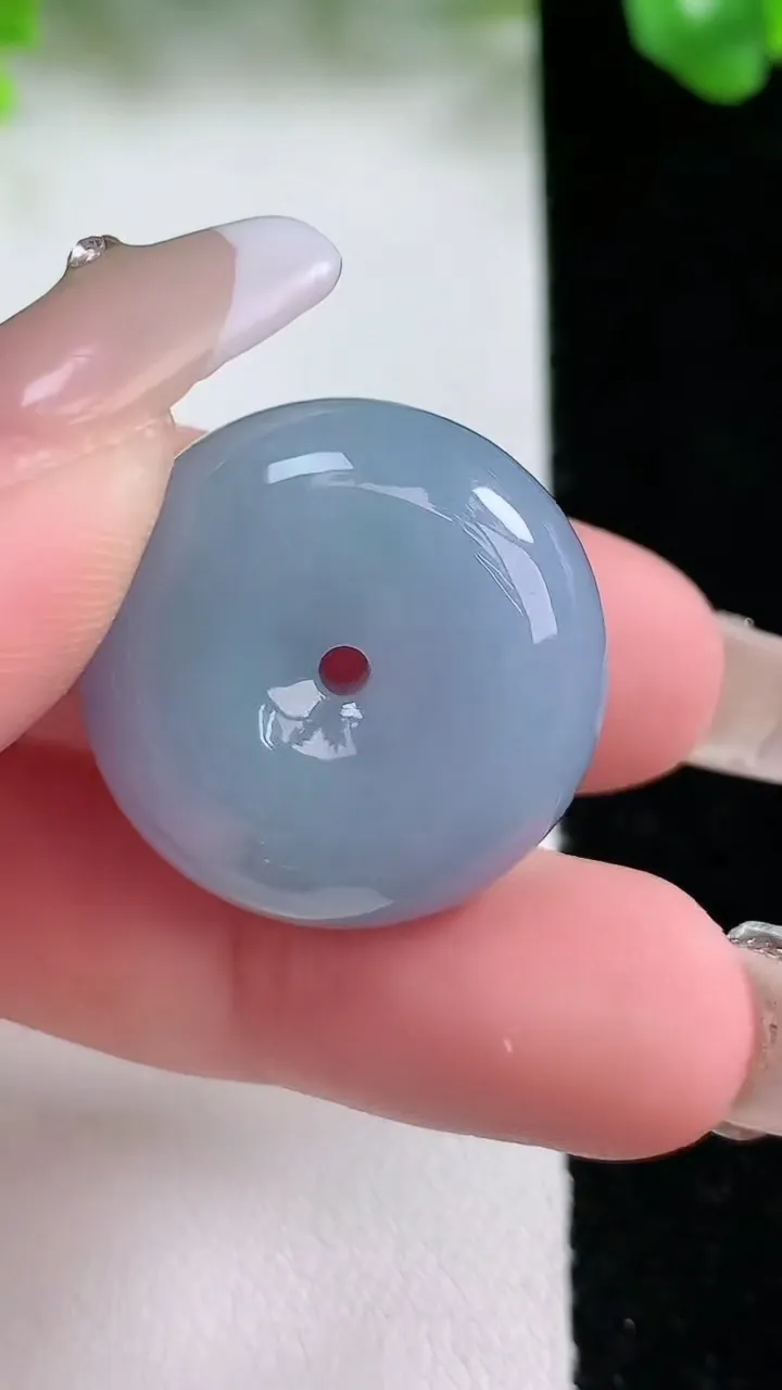 天然A货翡翠紫罗兰平安扣吊坠，尺寸24-11.8，重量:14.97g
1月21日