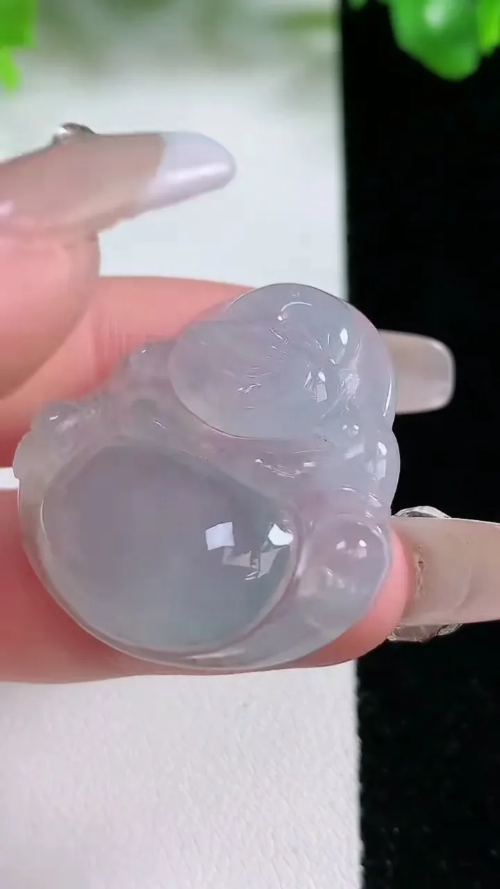 天然A货翡翠佛公吊坠，尺寸31.2-33.2-6，重量:9.12g
1月21日