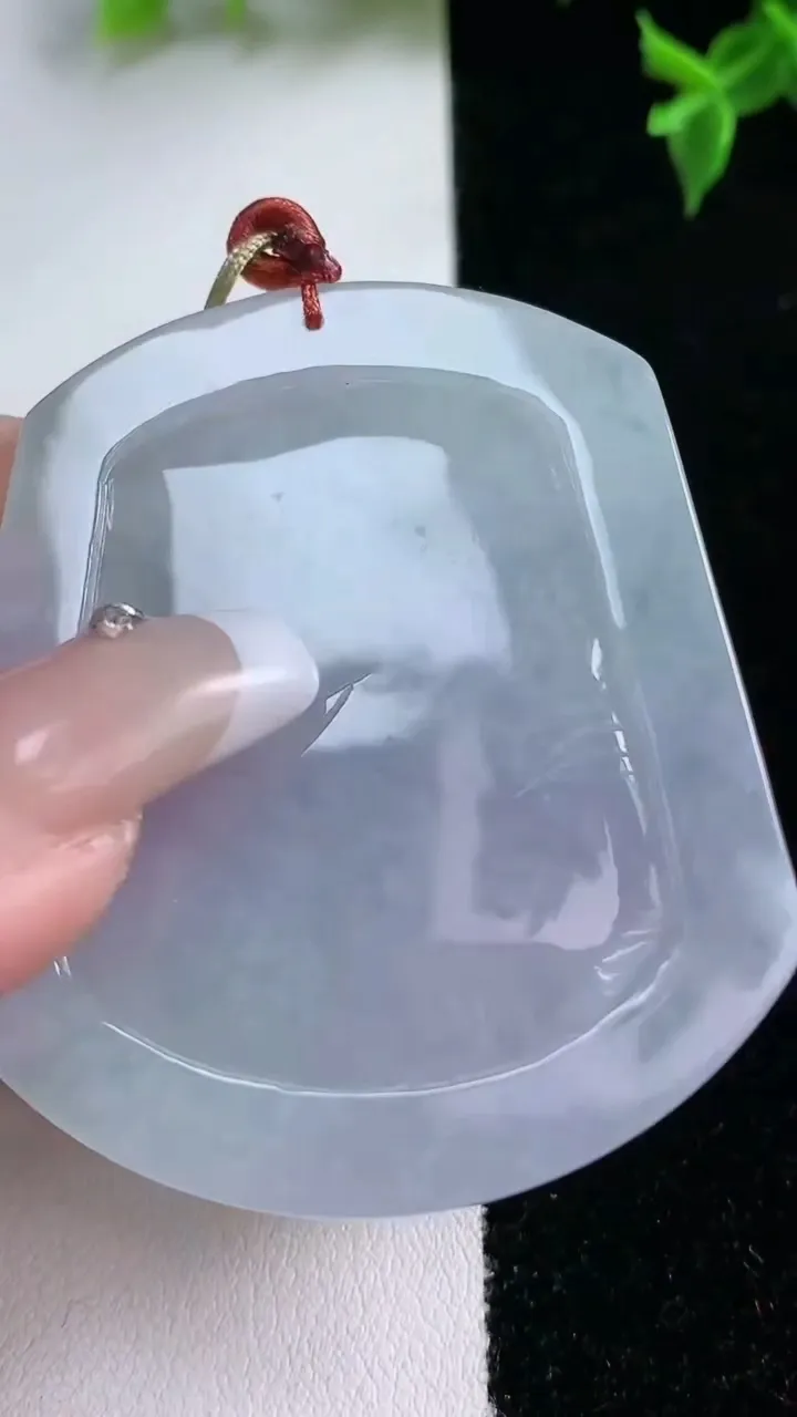 天然A货翡翠春带彩紫罗兰龙龟吊坠，尺寸53.6-45.4-5.5，重量:28.16g
1月22日