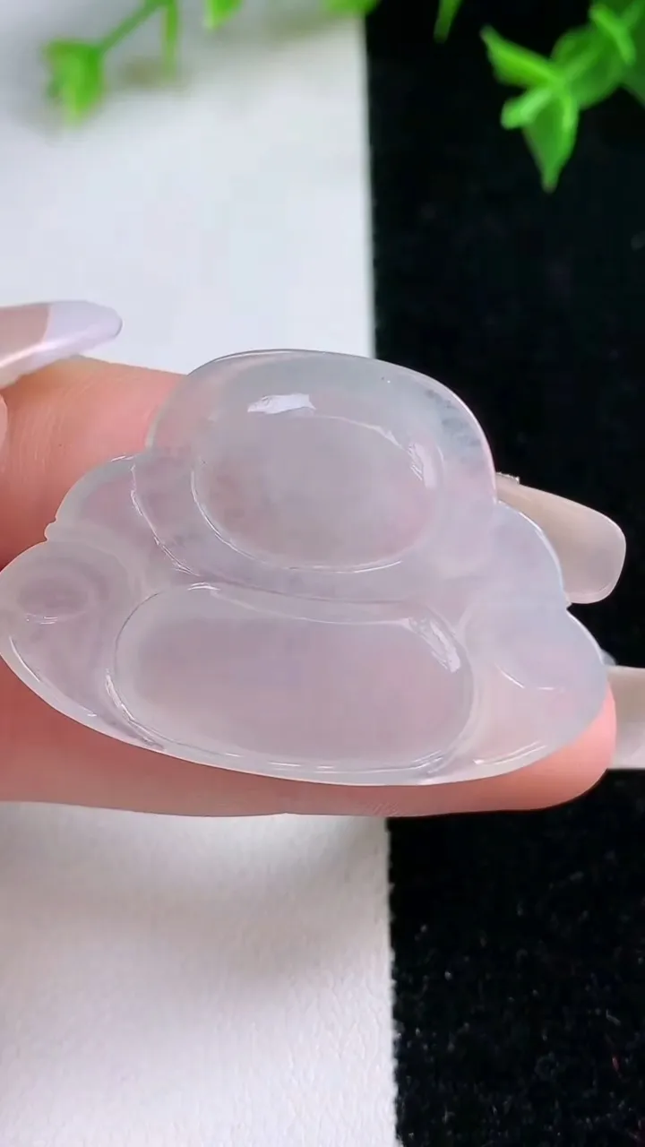 天然A货翡翠佛公吊坠，尺寸27-30-5.3，重量:9.19g
1月22日