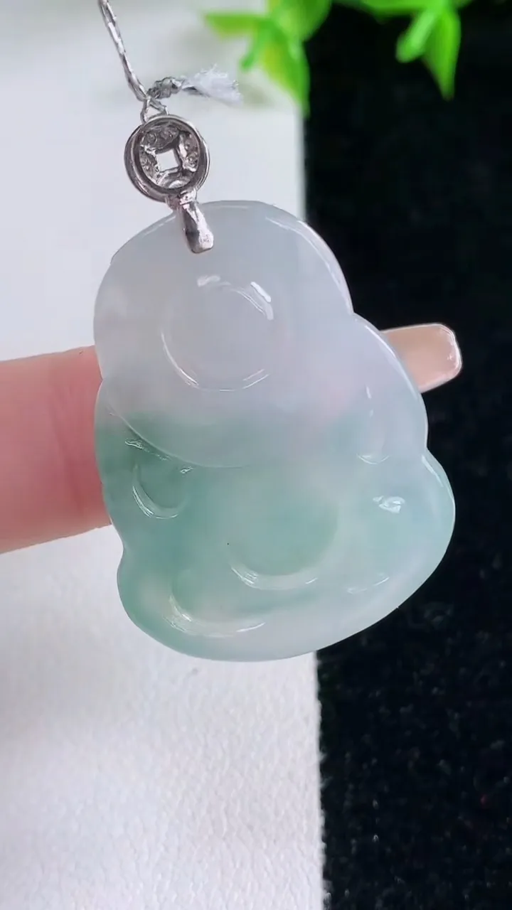 天然A货翡翠财神爷吊坠，尺寸31-23.7-5，重量:8.23g
1月22日