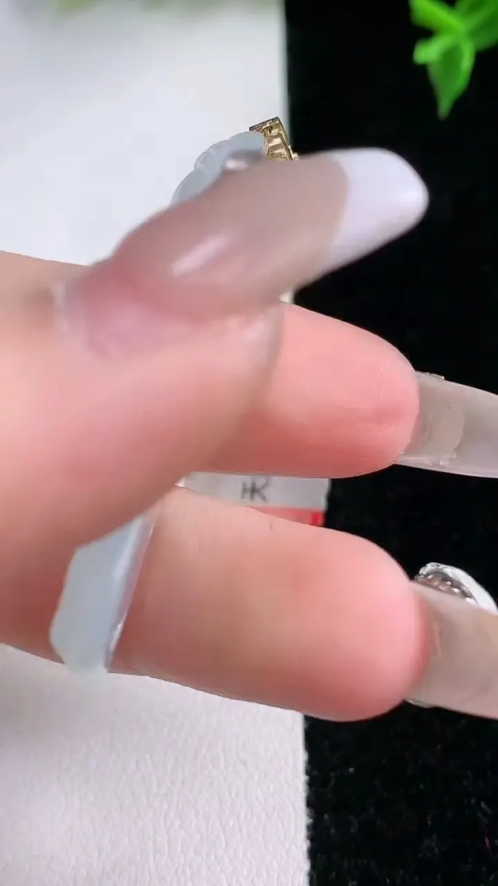 天然A货翡翠财神爷吊坠，尺寸41.3-17-5.7，重量:8.41g
1月22日