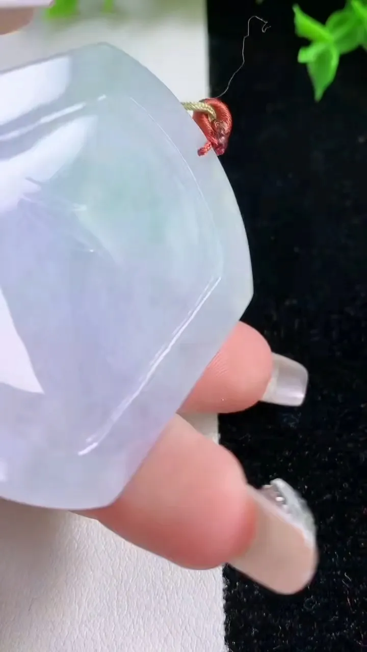 天然A货翡翠春带彩紫罗兰龙龟吊坠，尺寸53.6-45.4-5.5，重量:28.16g
1月22日