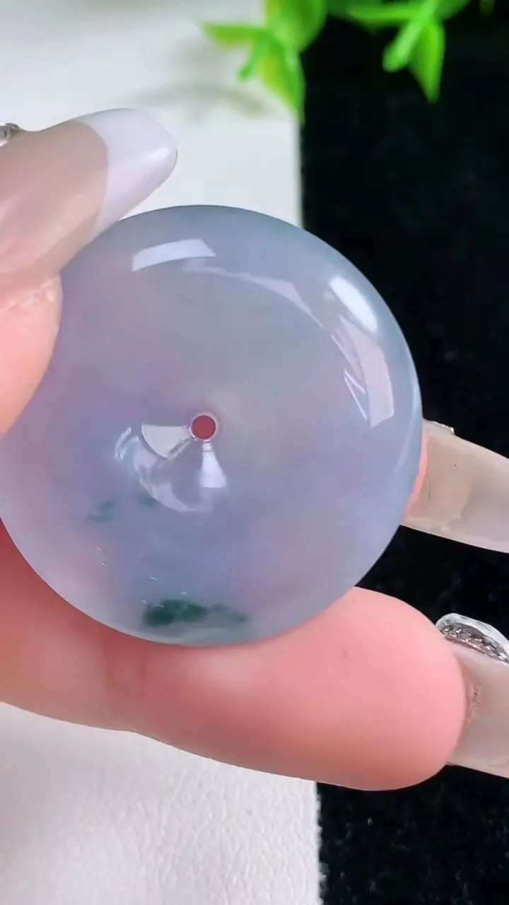 天然A货翡翠紫罗兰平安扣吊坠，尺寸29-5.7，重量:9.78g
1月23日