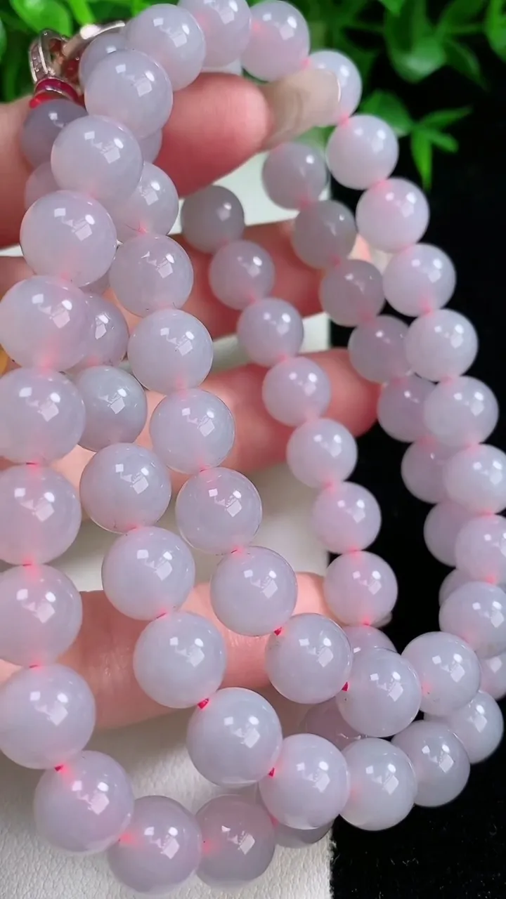 天然A货翡翠紫罗兰圆珠项链，尺寸9-70颗，重量:92.08g1月23日
工厂直销收藏佳品,种好水足，色泽均匀，有种有色，上手高大气！