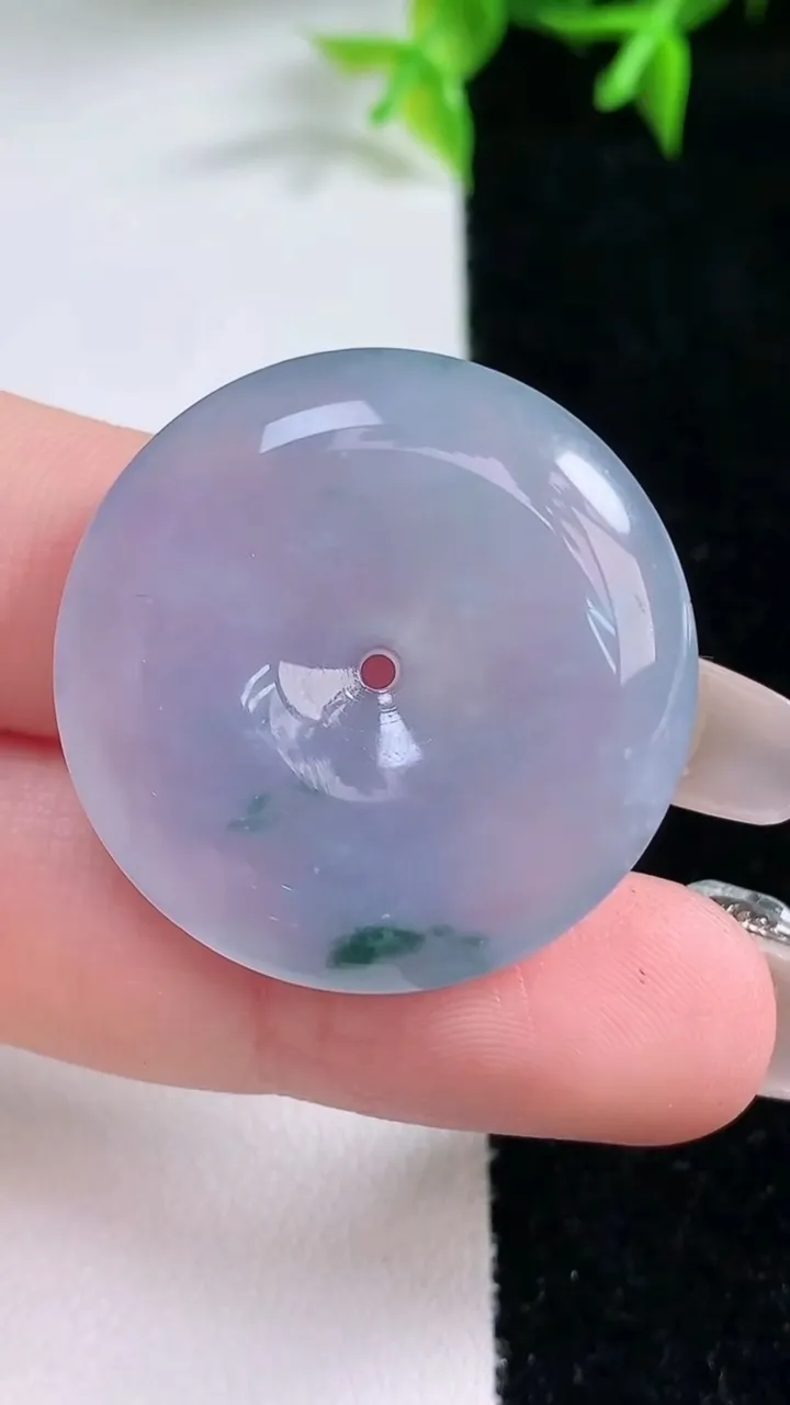 天然A货翡翠紫罗兰平安扣吊坠，尺寸29-5.7，重量:9.78g
1月23日