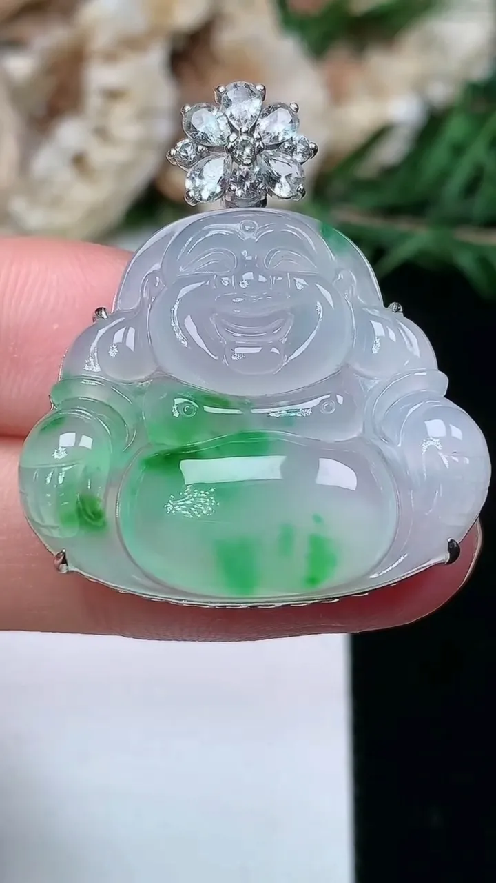 天然A货翡翠佛公吊坠，尺寸24-28.6-7.5，重量:6.81g
1月23日