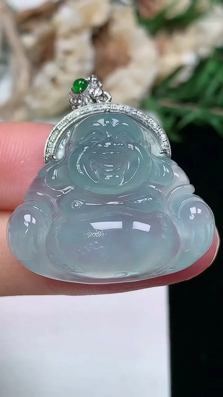 天然A货翡翠佛公吊坠，尺寸24.3-29-7，重量:8.02g
1月23日