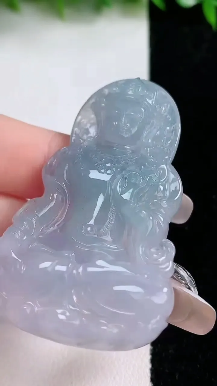 天然A货翡翠紫罗兰度母观音吊坠，尺寸56-33-5.8，重量:19.34g
1月24日