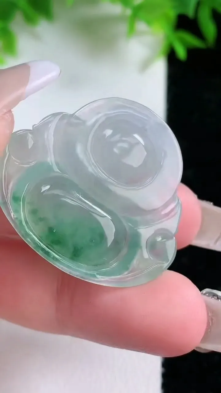 天然A货翡翠冰种飘花佛公吊坠，尺寸29-32.4-6，重量:8.38g
1月24日