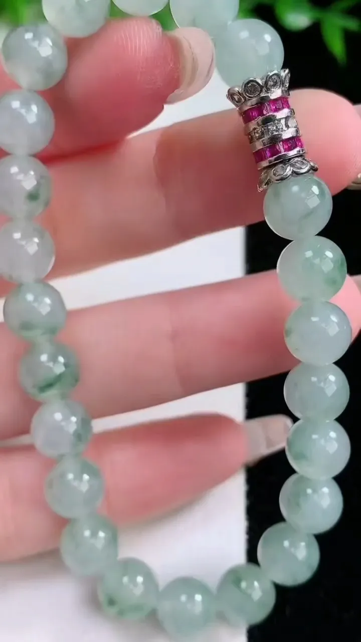 天然A货翡翠飘花圆珠手串，尺寸7.6-23颗，重量:20.55g1月24日
工厂直销收藏佳品,种好水足，色泽均匀，有种有色，上手高大气！