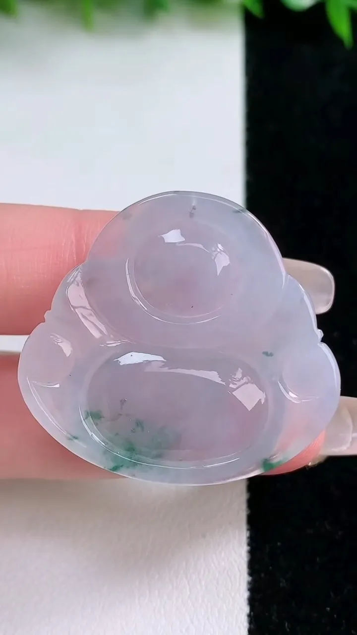 天然A货翡翠冰种飘花佛公吊坠，尺寸32.8-36-7，重量:13.80g
1月24日