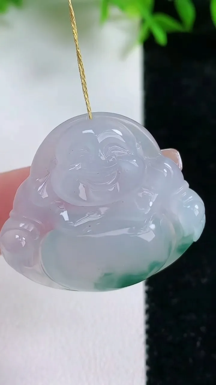 天然A货翡翠种飘花佛公吊坠，尺寸29.4-33-6，重量:9.07g
1月24日