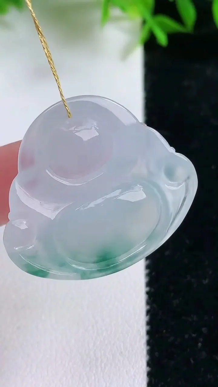 天然A货翡翠种飘花佛公吊坠，尺寸29.4-33-6，重量:9.07g
1月24日