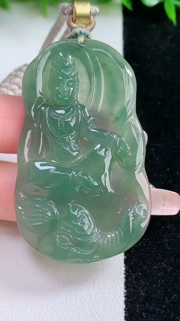 天然A货翡翠普贤菩萨吊坠，尺寸58.7-36-5，重量:36.45g
1月24日