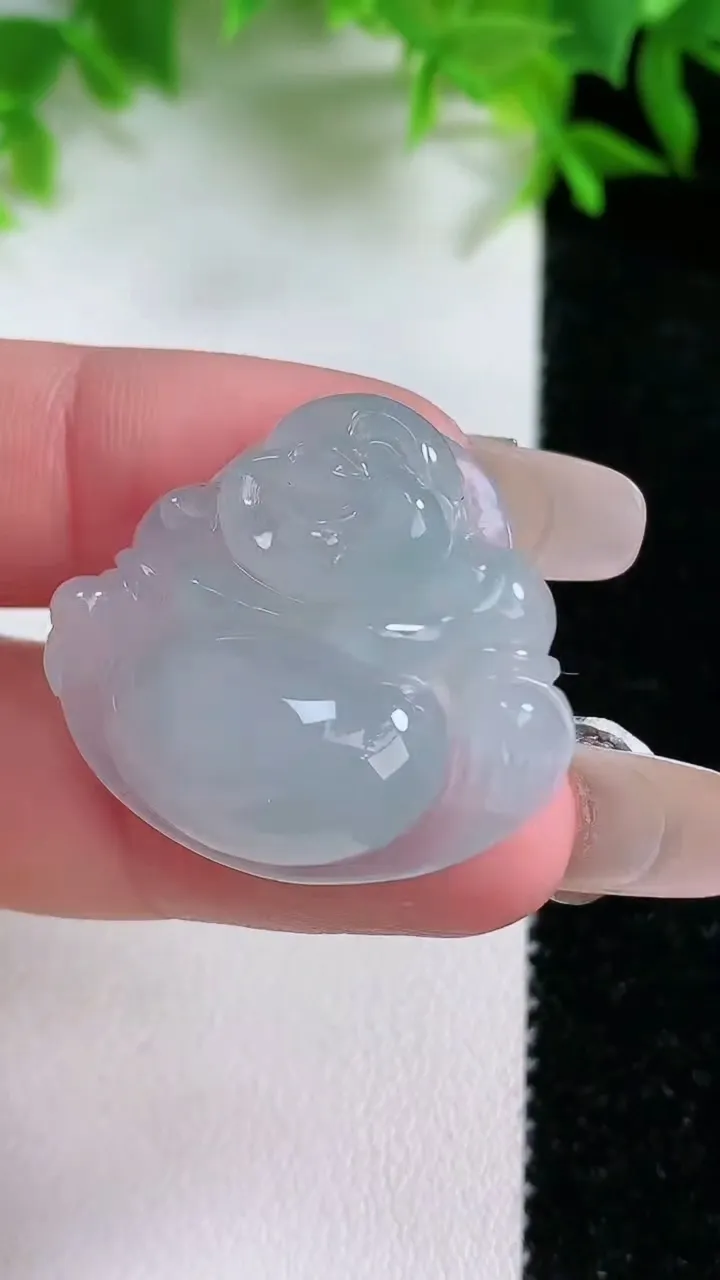 天然A货翡翠佛公吊坠，尺寸25.4-29.5-7.4，重量:8.23g
1月24日