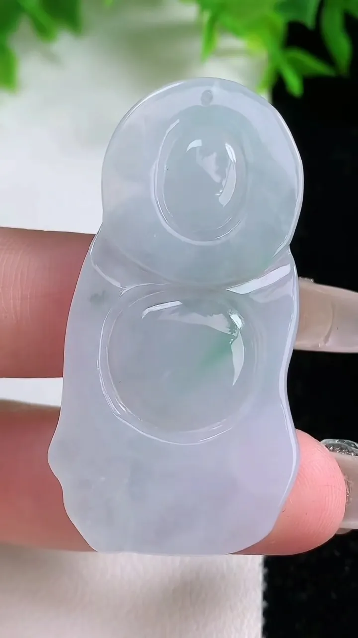 天然A货翡翠财神爷吊坠，尺寸47.8-25-5.7，重量:12.63g
1月24日