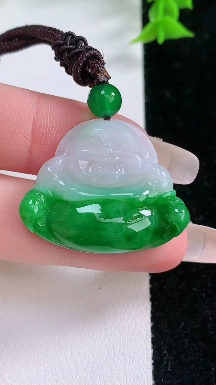天然A货翡翠佛公吊坠，尺寸30.5-24.5-6，重:7.72g
1月25日