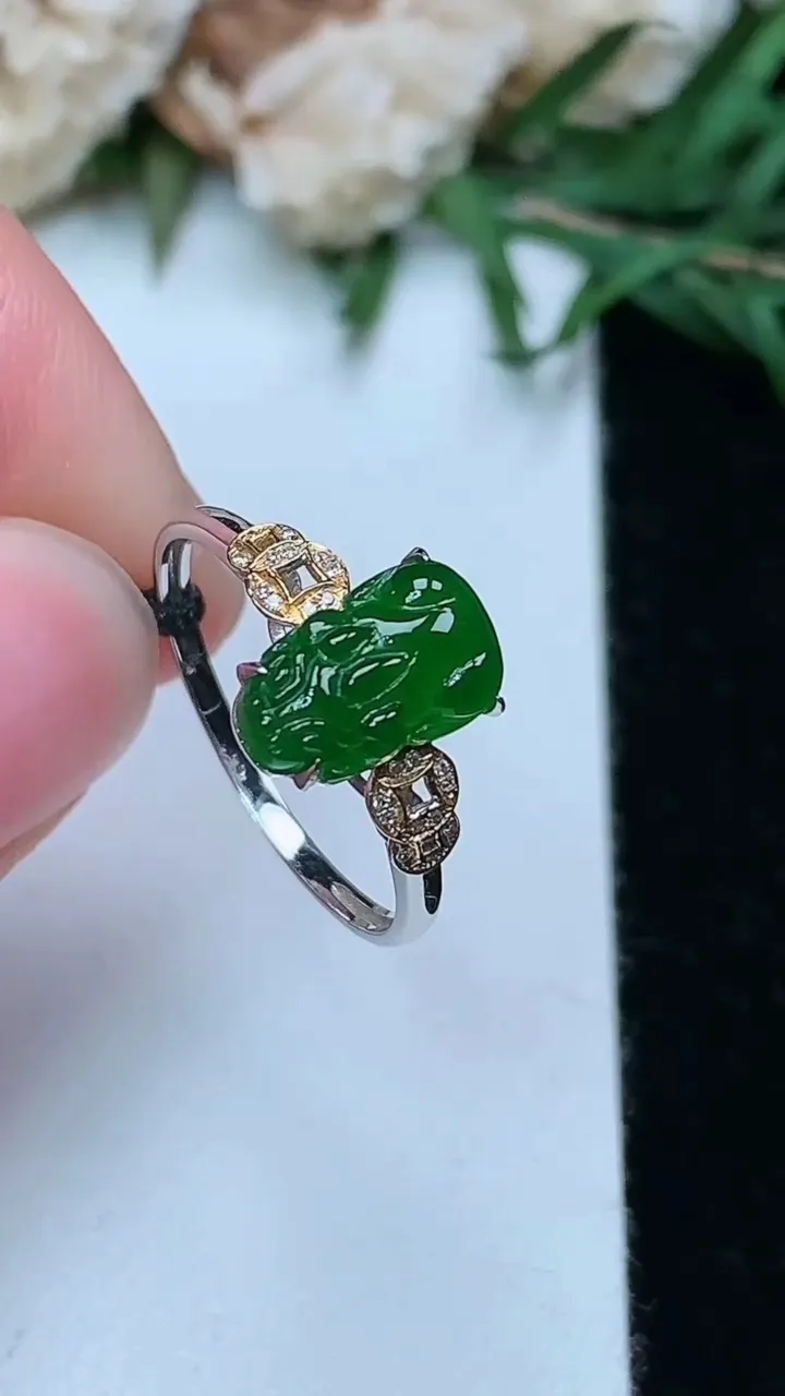 天然A货翡翠貔貅戒指，尺寸16.9-9.7-5.8，重量:1.44g2026年1月25日
工厂直销收