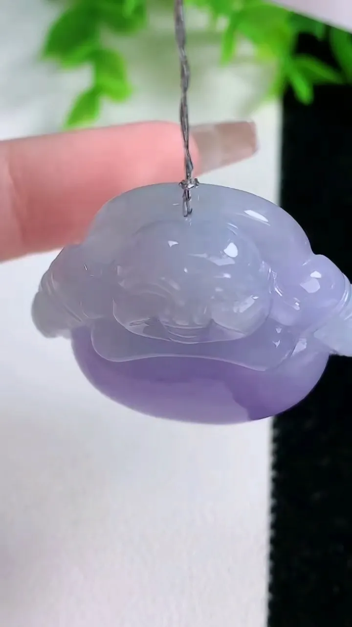天然A货翡翠紫罗兰佛公吊坠，尺寸29.6-34.8-11.7，重量:20.81g
1月25日
