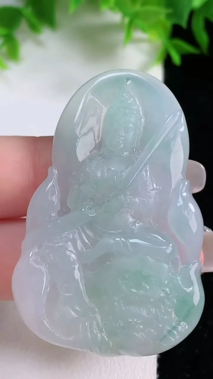 天然A货翡翠文殊菩萨吊坠，尺寸51.2-33-5.6，重量:18.89g
1月25日