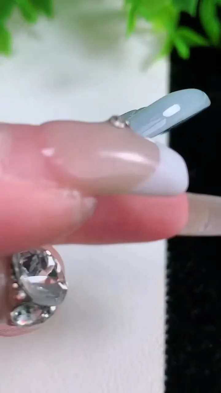 天然A货翡翠普贤菩萨吊坠，尺寸61.7-35-5.1，重量:27.31g
1月25日