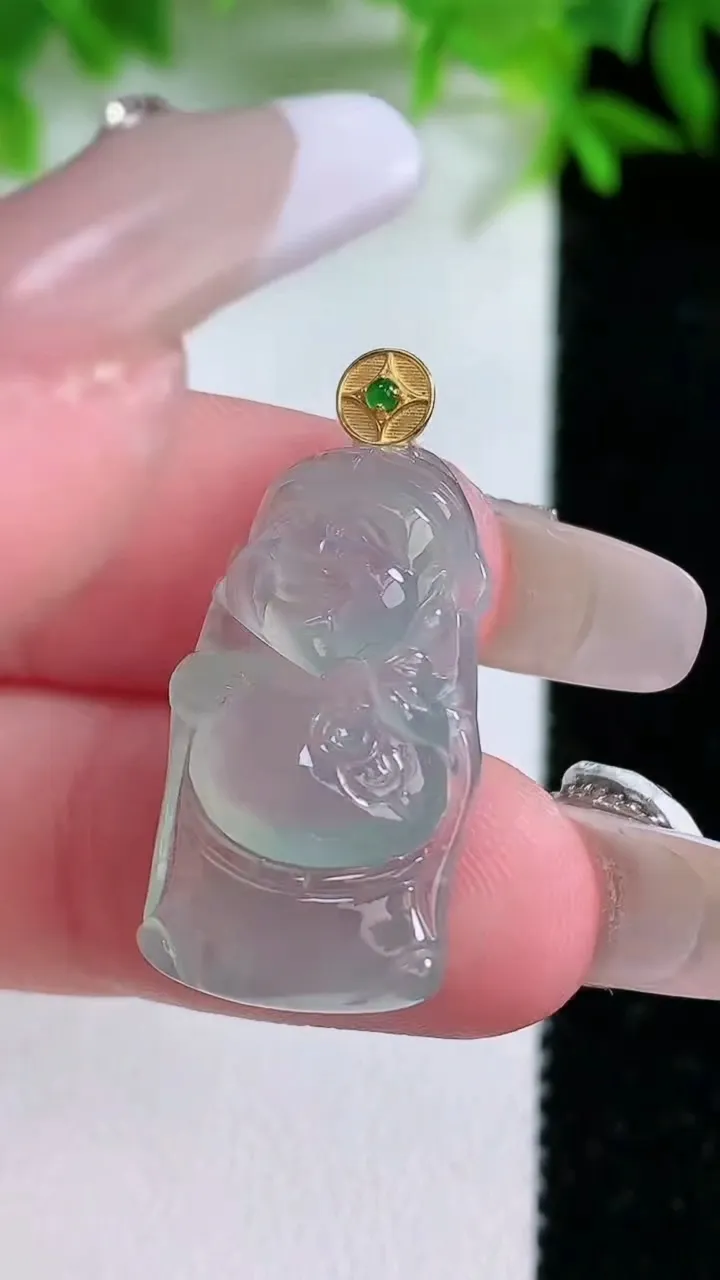 天然A货翡翠财神爷吊坠，尺寸24.6-13.8-5.3，重量:3.38g
1月25日