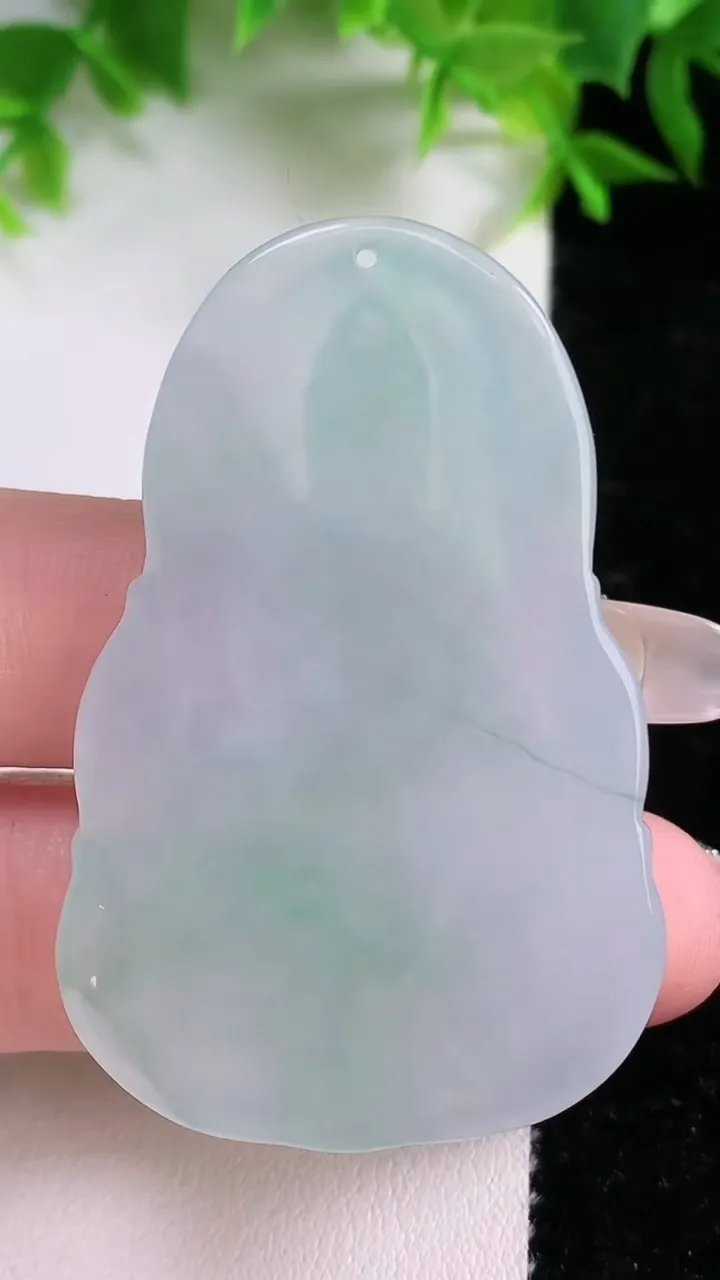 天然A货翡翠文殊菩萨吊坠，尺寸51.2-33-5.6，重量:18.89g
1月25日