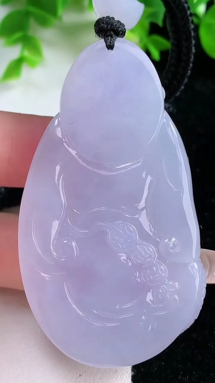 天然A货翡翠紫罗兰财神爷吊坠，尺寸64-35.5-12，重量:53.68g
1月25日