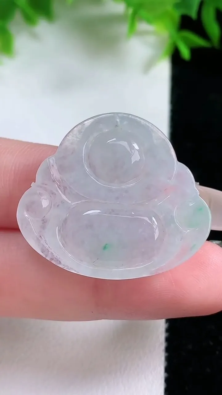 天然A货翡翠佛公吊坠，尺寸27-31.4-5，重量:6.63g
1月25日