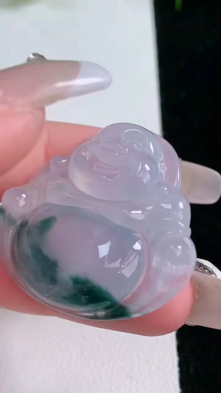 天然A货翡翠冰种飘花佛公吊坠，尺寸32.4-35-6.2，重量:10.82g
1月25日