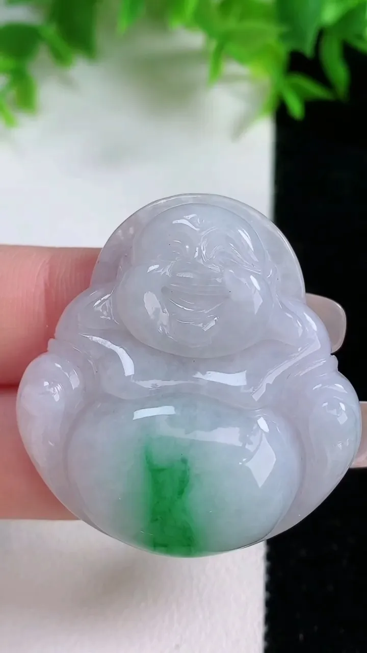 天然A货翡翠佛公吊坠，尺寸37.6-36.2-8，重量:16.36g
1月25日