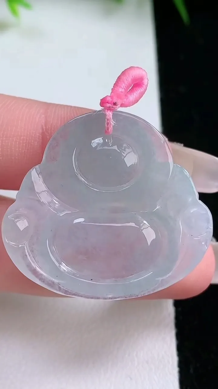 天然A货翡翠佛公吊坠，尺寸29.6-32.7-5.8，重量:9.03g
1月26日