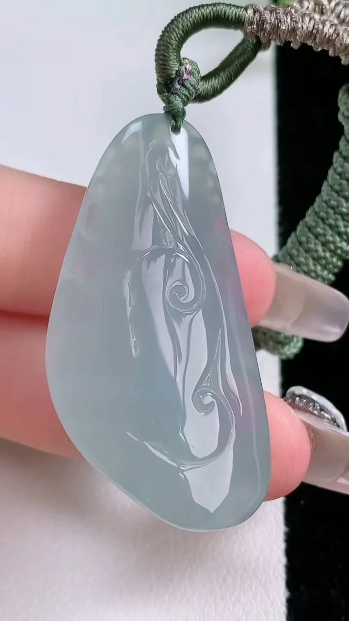 天然A货翡翠财神爷吊坠，尺寸44.2-24.4-10.9，重量:18.49g
1月26日