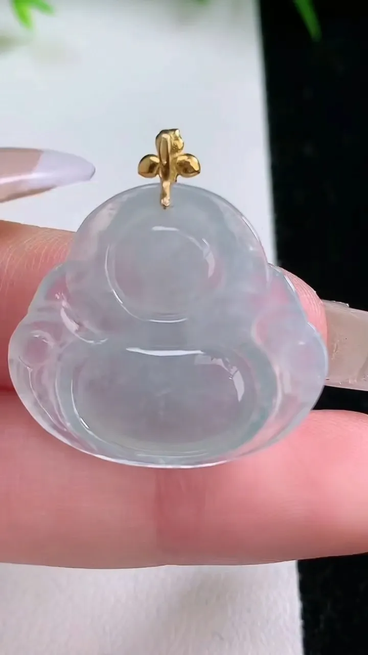 天然A货翡翠佛公吊坠，尺寸24-27-4.6，重量:4.54g
1月26日