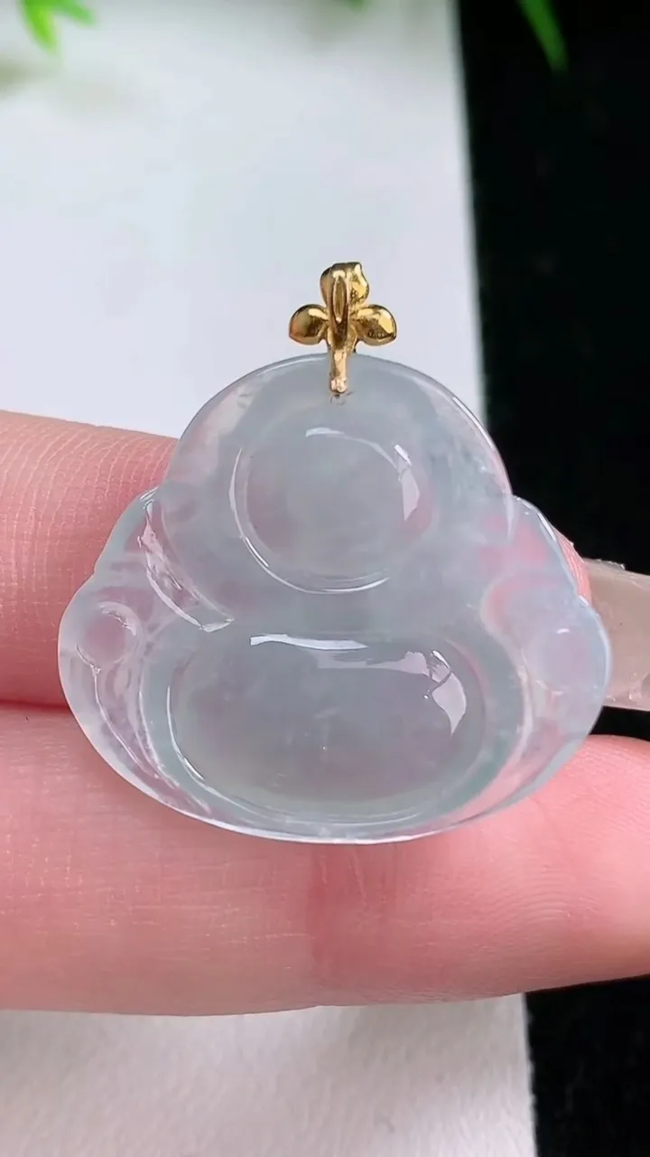 天然A货翡翠佛公吊坠，尺寸24-27-4.6，重量:4.54g
1月26日