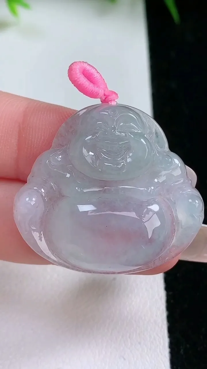 天然A货翡翠佛公吊坠，尺寸29.6-32.7-5.8，重量:9.03g
1月26日