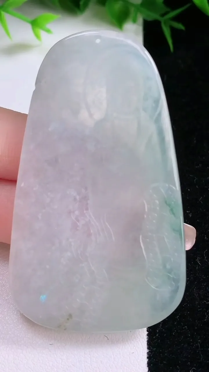 天然A货翡翠飘花祥龙阿弥陀佛吊坠，尺寸65.6-38.6-4.5，重量:26.97g
1月26日