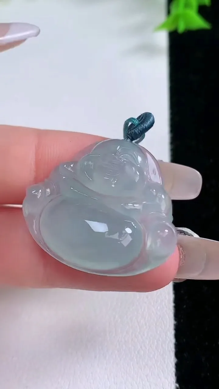 天然A货翡翠佛公吊坠，尺寸25.2-29.5-6，重量:6.54g
1月27日