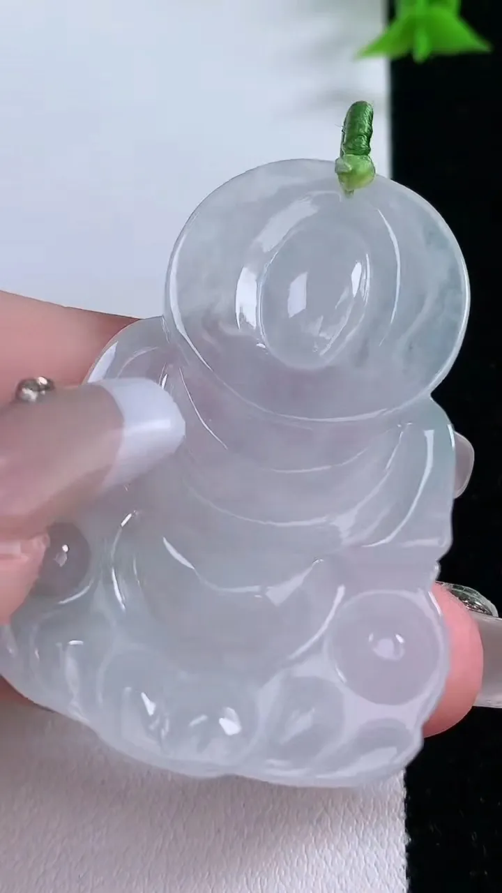 天然A货翡翠观音菩萨吊坠，尺寸50.8-36-5，重量:16.58g
1月27日